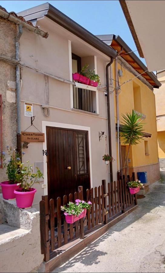 Casa Vacanze Da Clara Кастровиллари Экстерьер фото